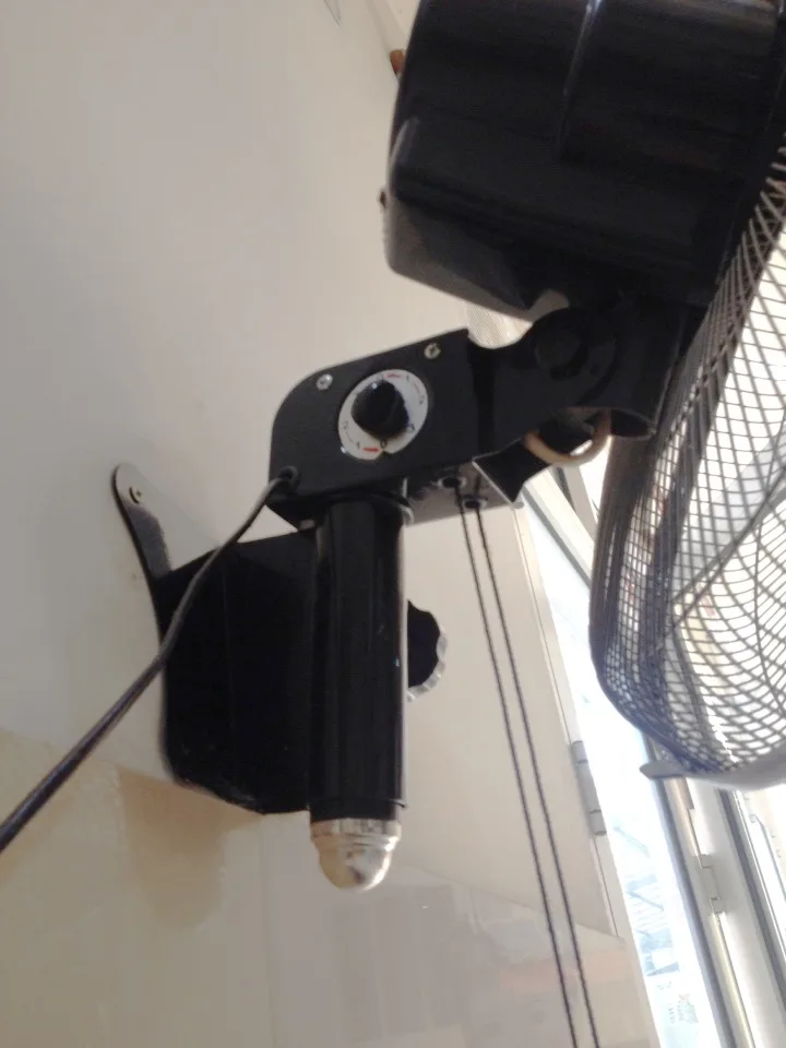 Quạt treo công nghiệp Onchyo LHP500 (2 dây)