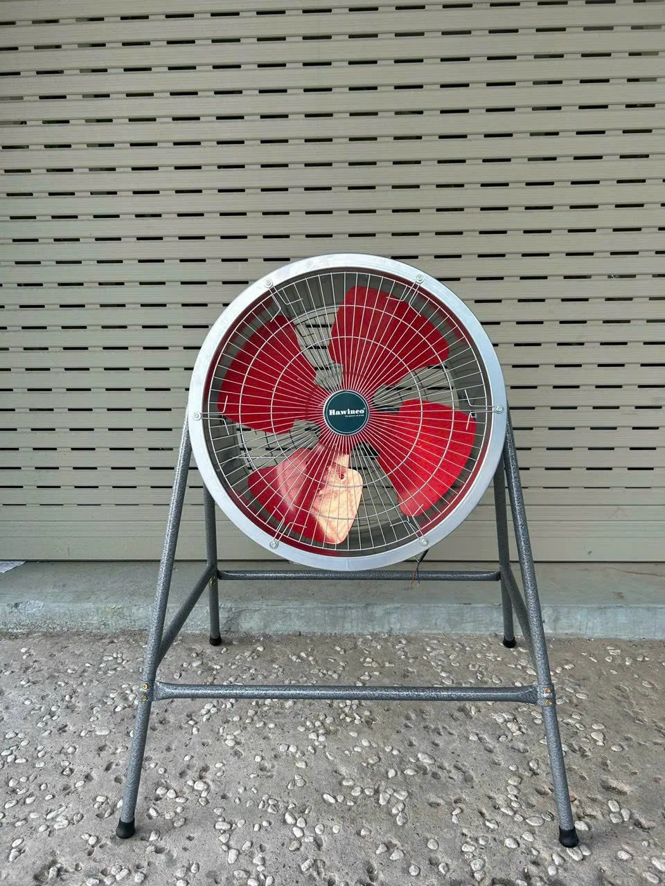 Quạt thổi Ha.winco DFG35SM (Có chân)
