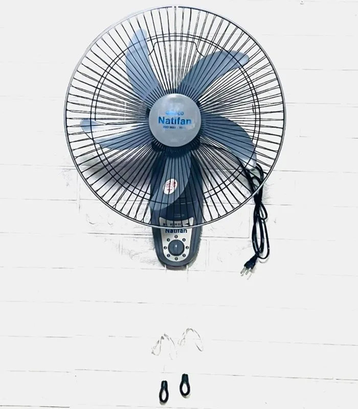 Quạt treo tường Natifan B405