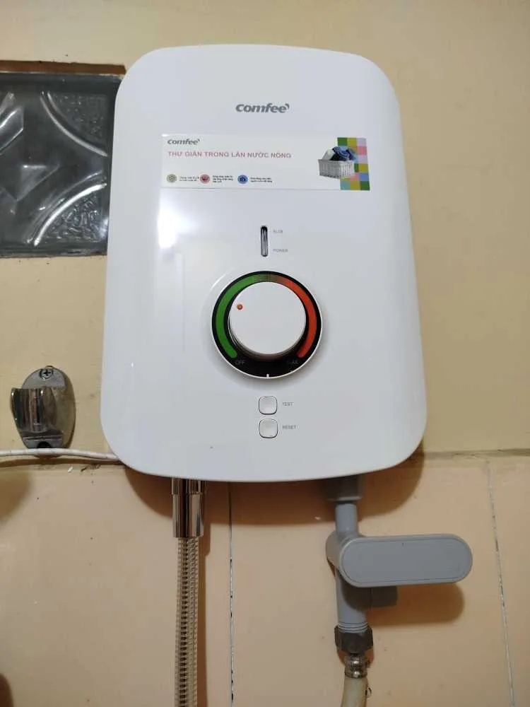 Máy nước nóng trực tiếp Comfee CWH-45MVNVN(W)-CB