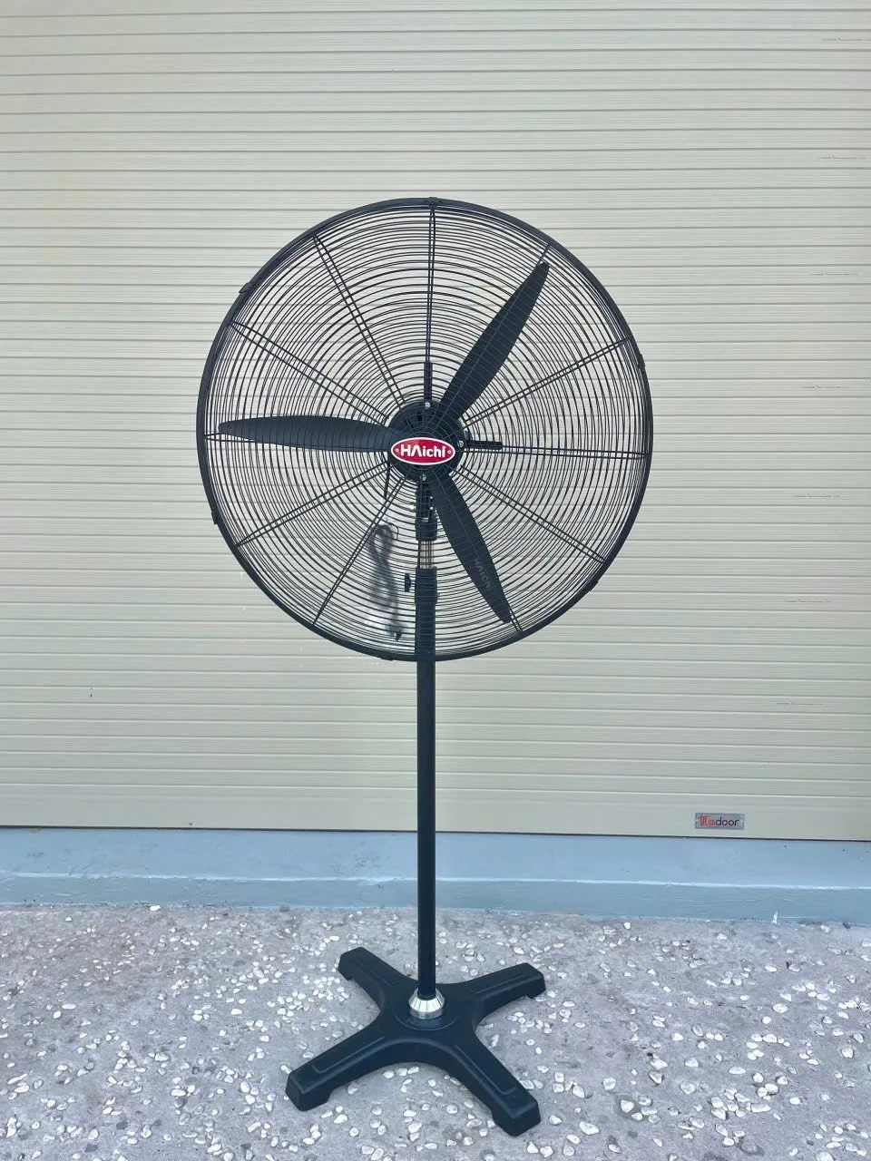 Quạt đứng công nghiệp Haichi HCS600SM