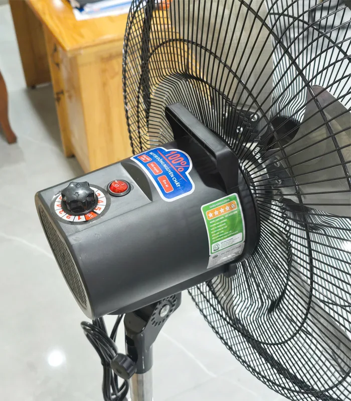 Quạt đứng đa dụng Ladomax HA-118D