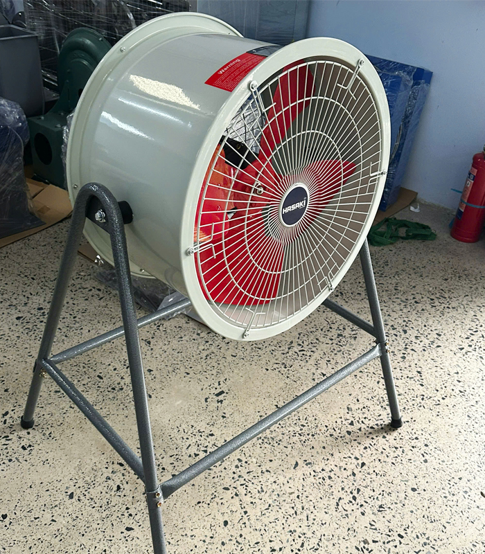 Quạt thổi hướng trục Hasaki HH-HFG60N (Có chân)