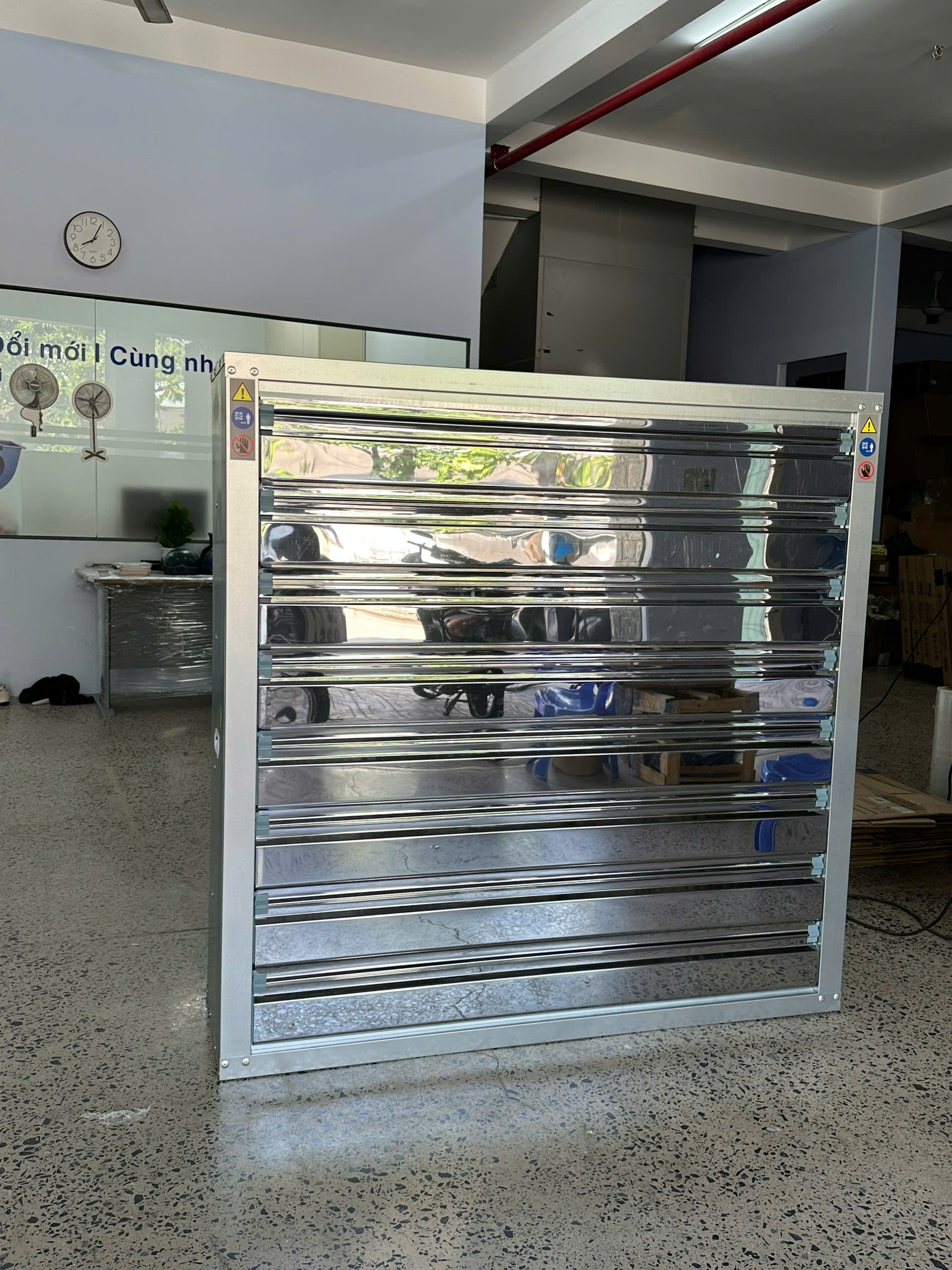 Quạt thông gió vuông Hasaki HFT 1220