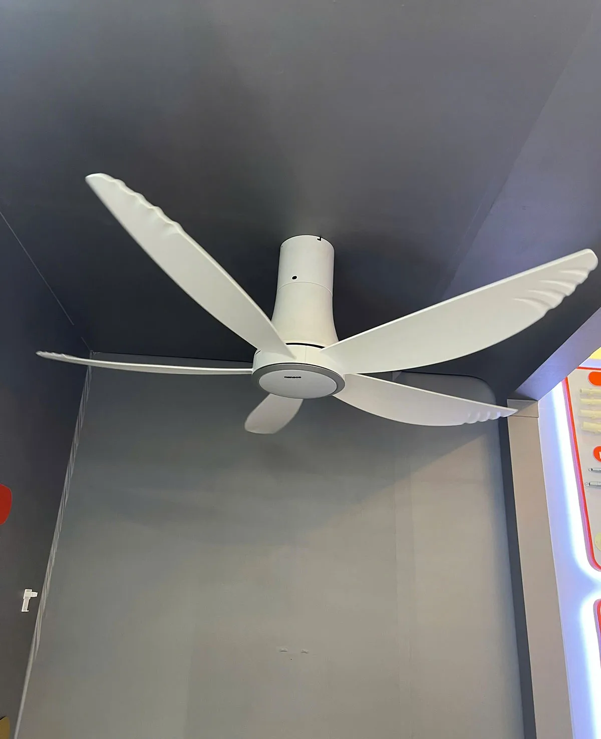 Quạt trần 5 cánh Nanoco NCF5653-WL