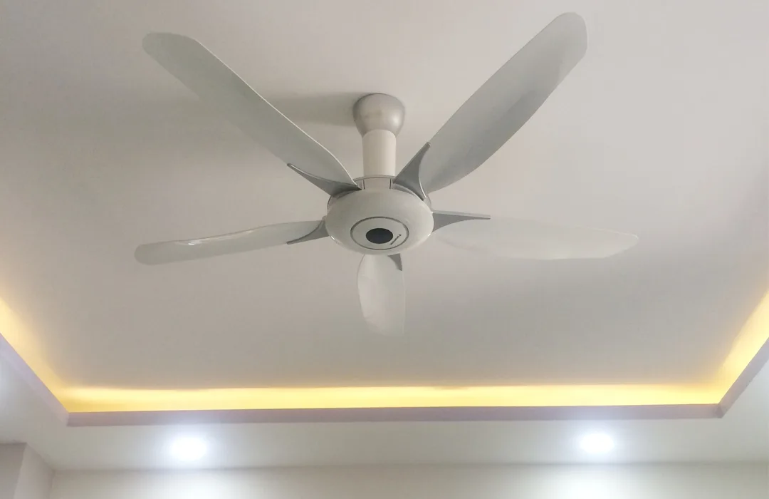 Quạt trần Panasonic F-60WWK
