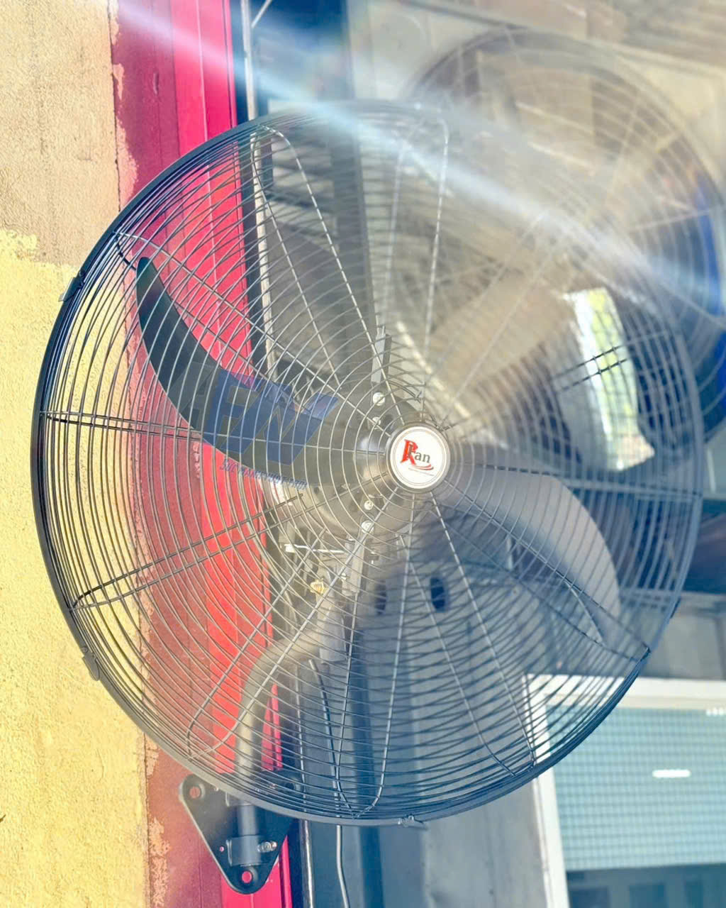 Quạt treo công nghiệp RFan RFW-750