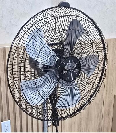 Quạt đứng đa dụng Ladomax HA-118D