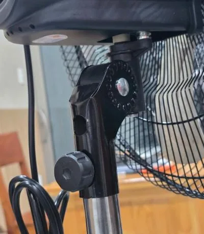 Quạt đứng đa dụng Ladomax HA-118D