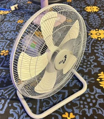 Quạt sàn chân quỳ Asia VY586790