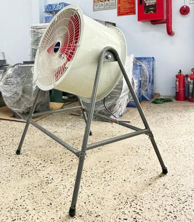 Quạt thổi hướng trục Hasaki HH-HFG30 (Có chân)
