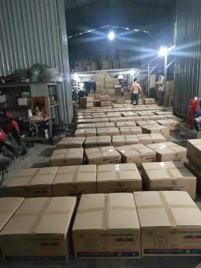 Quạt Thông Gió Công Nghiệp Vuông Gale RF 40