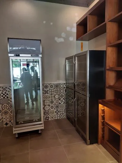 Tủ ướp rượu Kadeka KN-165T