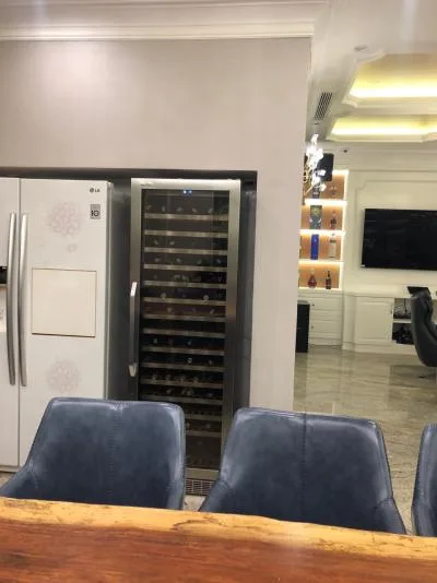 Tủ ướp rượu Kadeka KN-168EW